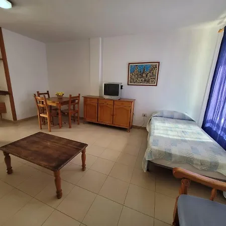 Apartment Immaculate 1-bed In Arona E308 *