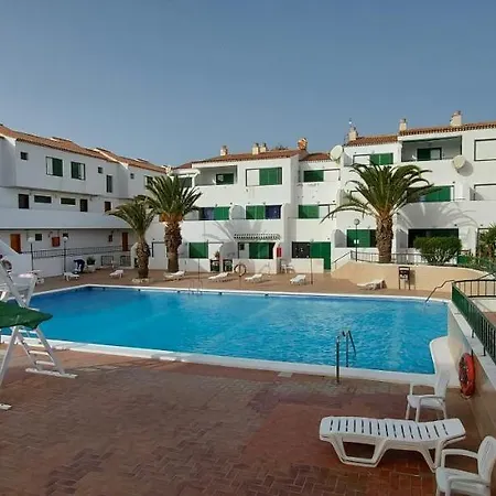 Apartment Immaculate 1-bed In Arona E308